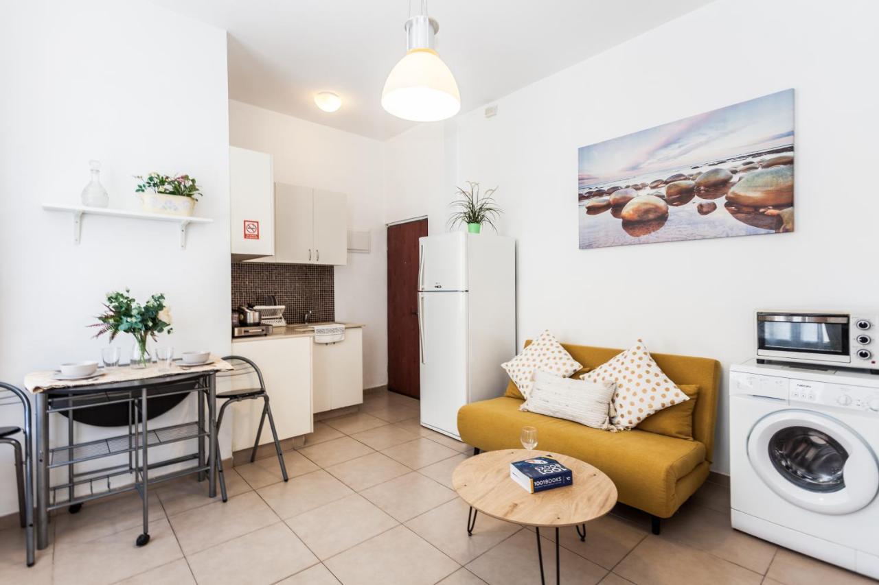 Sweet Home On The Beach Tel Aviv-Jaffa Exterior foto